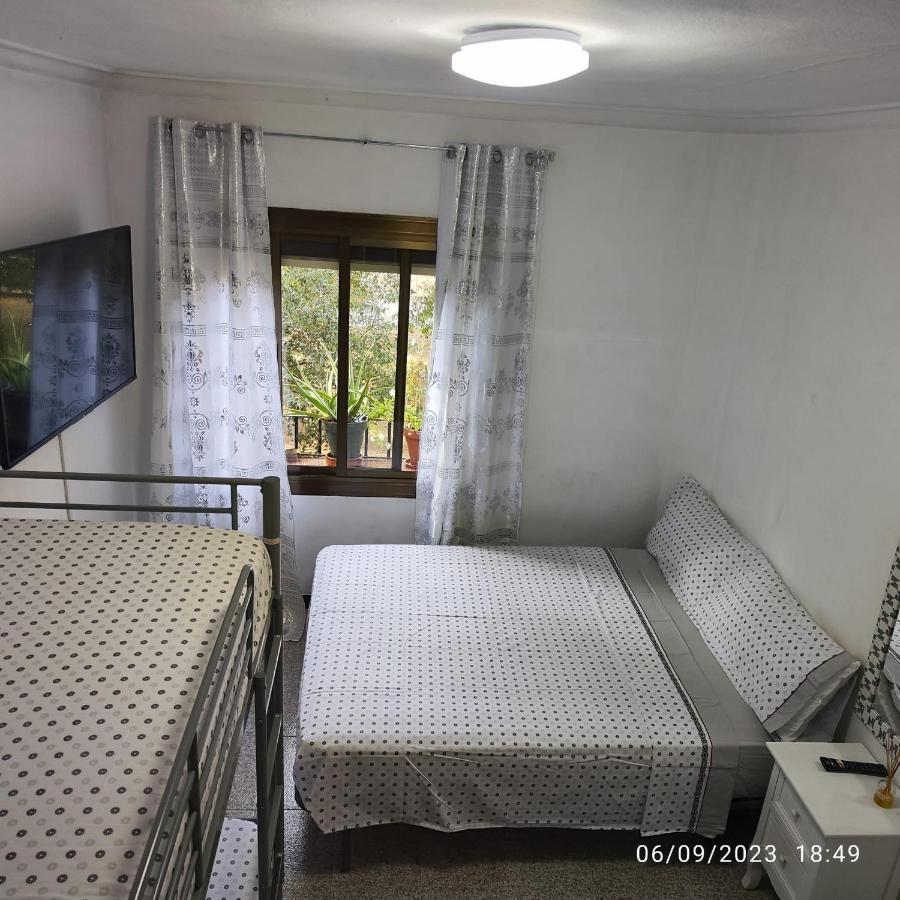 Apto Barcelona C R Apartment Santa Coloma de Gramenet Luaran gambar