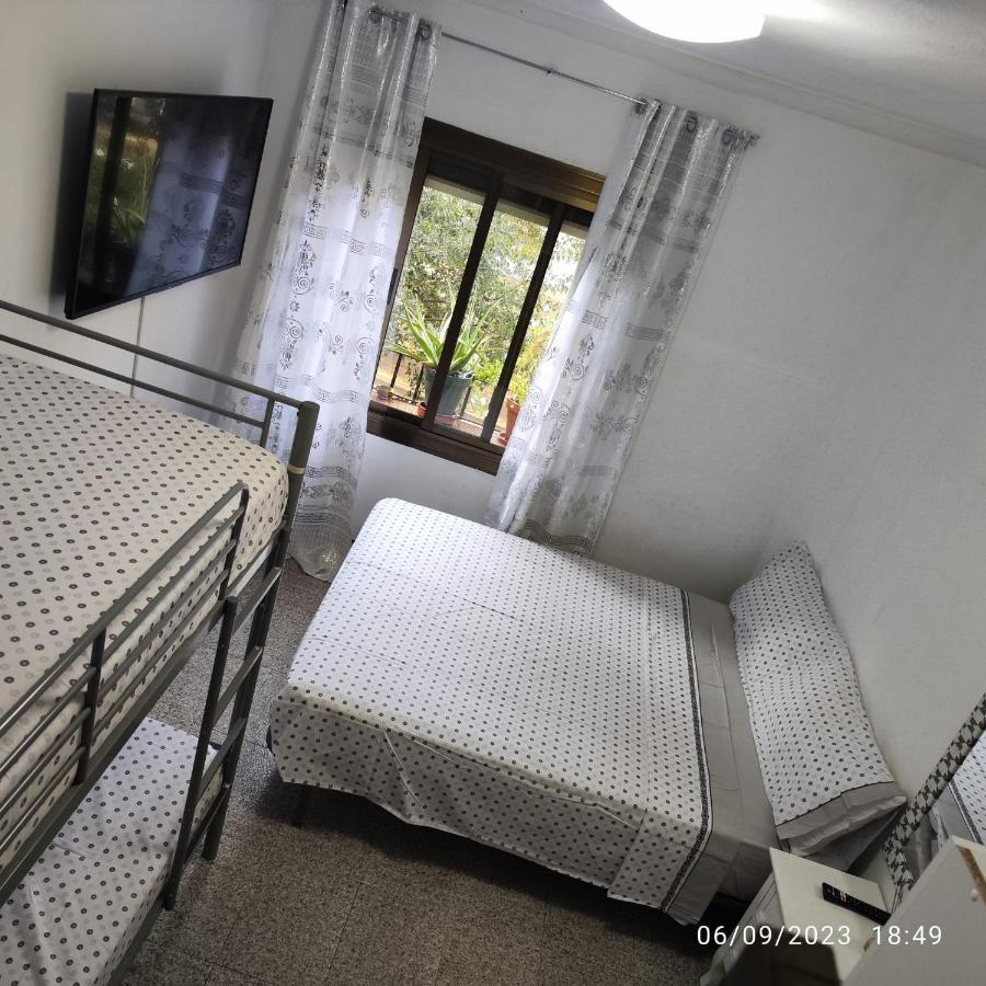 Apto Barcelona C R Apartment Santa Coloma de Gramenet Luaran gambar