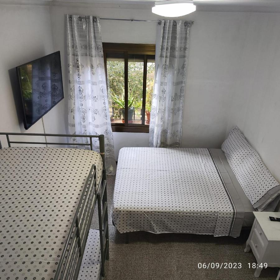 Apto Barcelona C R Apartment Santa Coloma de Gramenet Luaran gambar