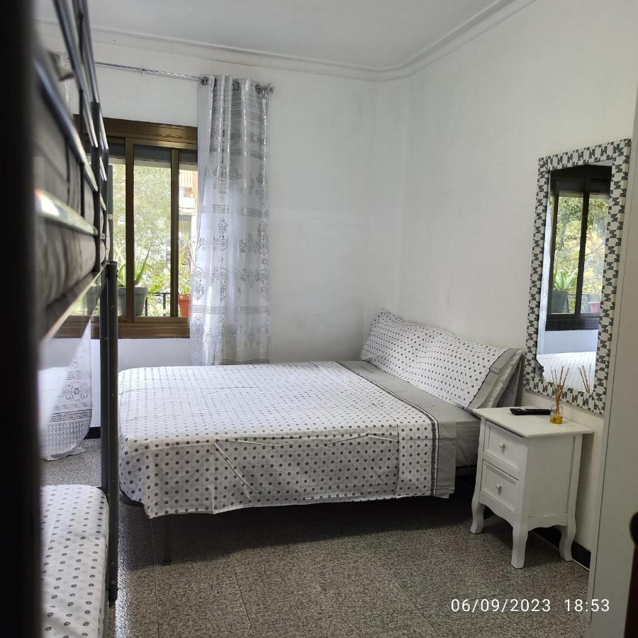 Apto Barcelona C R Apartment Santa Coloma de Gramenet Luaran gambar